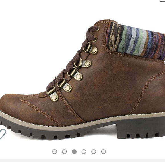 booties - Picture 3 of 7